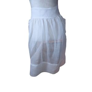 Vintage Hostess Apron, Sheer White  w White Lace Trimmed Pockets